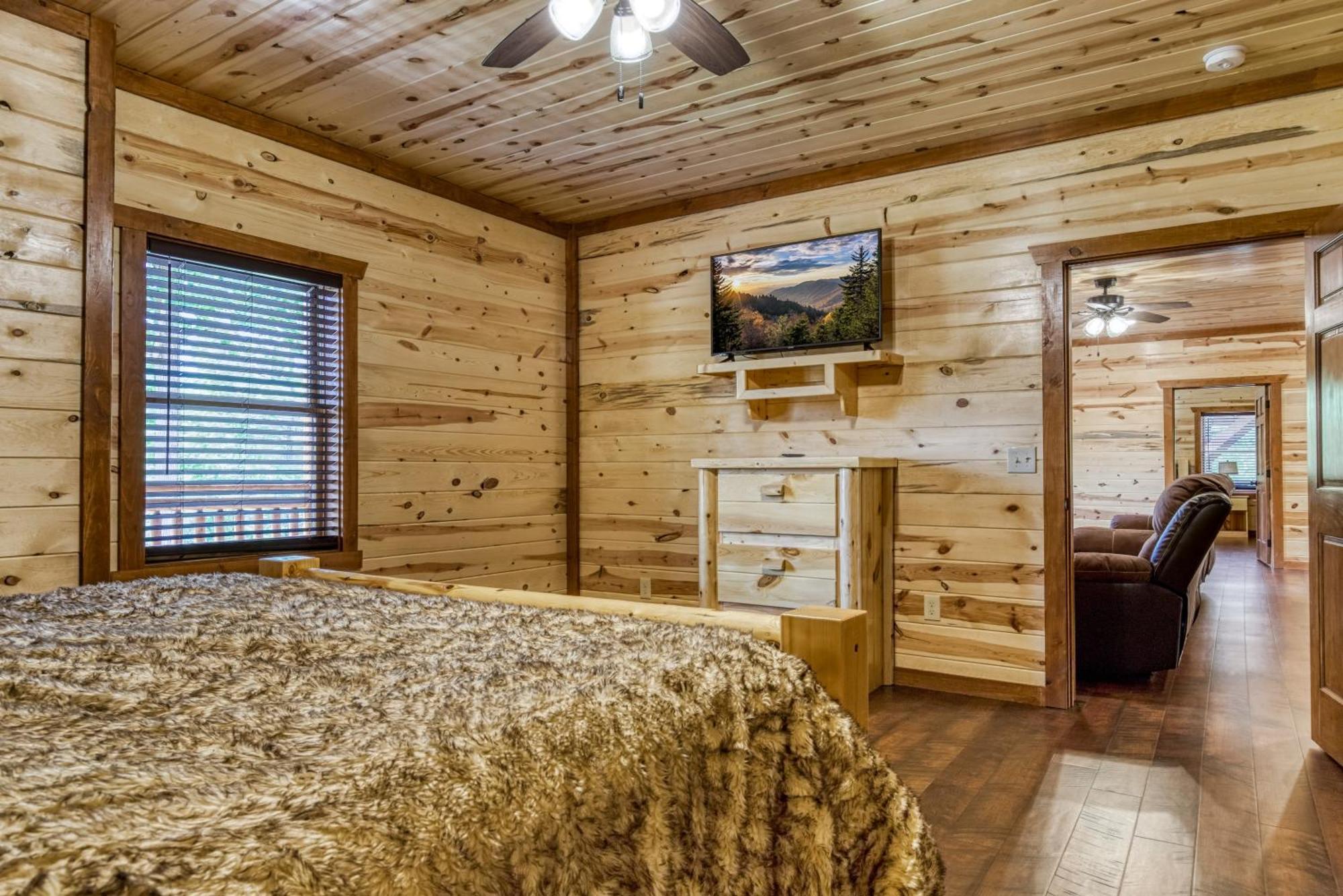 Majestic Splash- 8 Bedroom, Indoor Pool, Hot Tub, 1089 Free Tickets Each Paid Day, Dollywood Sevierville Extérieur photo