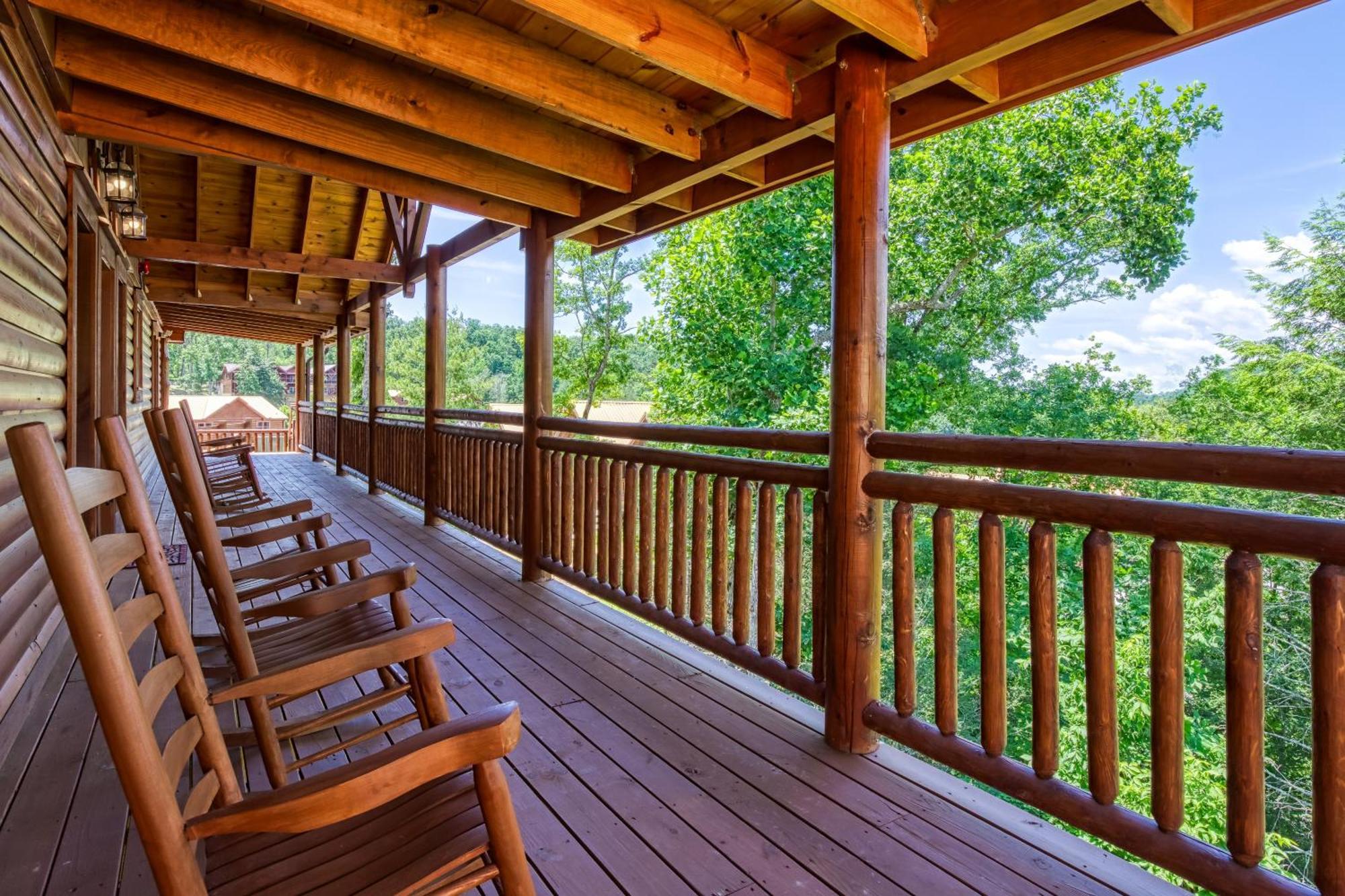 Majestic Splash- 8 Bedroom, Indoor Pool, Hot Tub, 1089 Free Tickets Each Paid Day, Dollywood Sevierville Extérieur photo